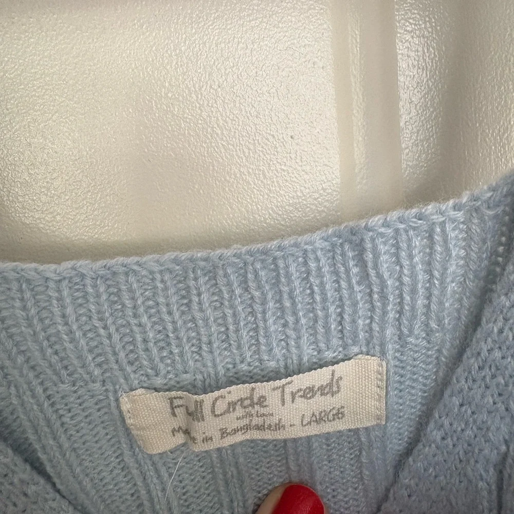 Light Blue Ribbed Knit Crop Top - Picture 3 of 3